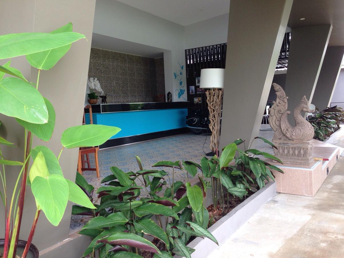 Heritage Tropical Resort 나콘시탐마랏 외부 사진