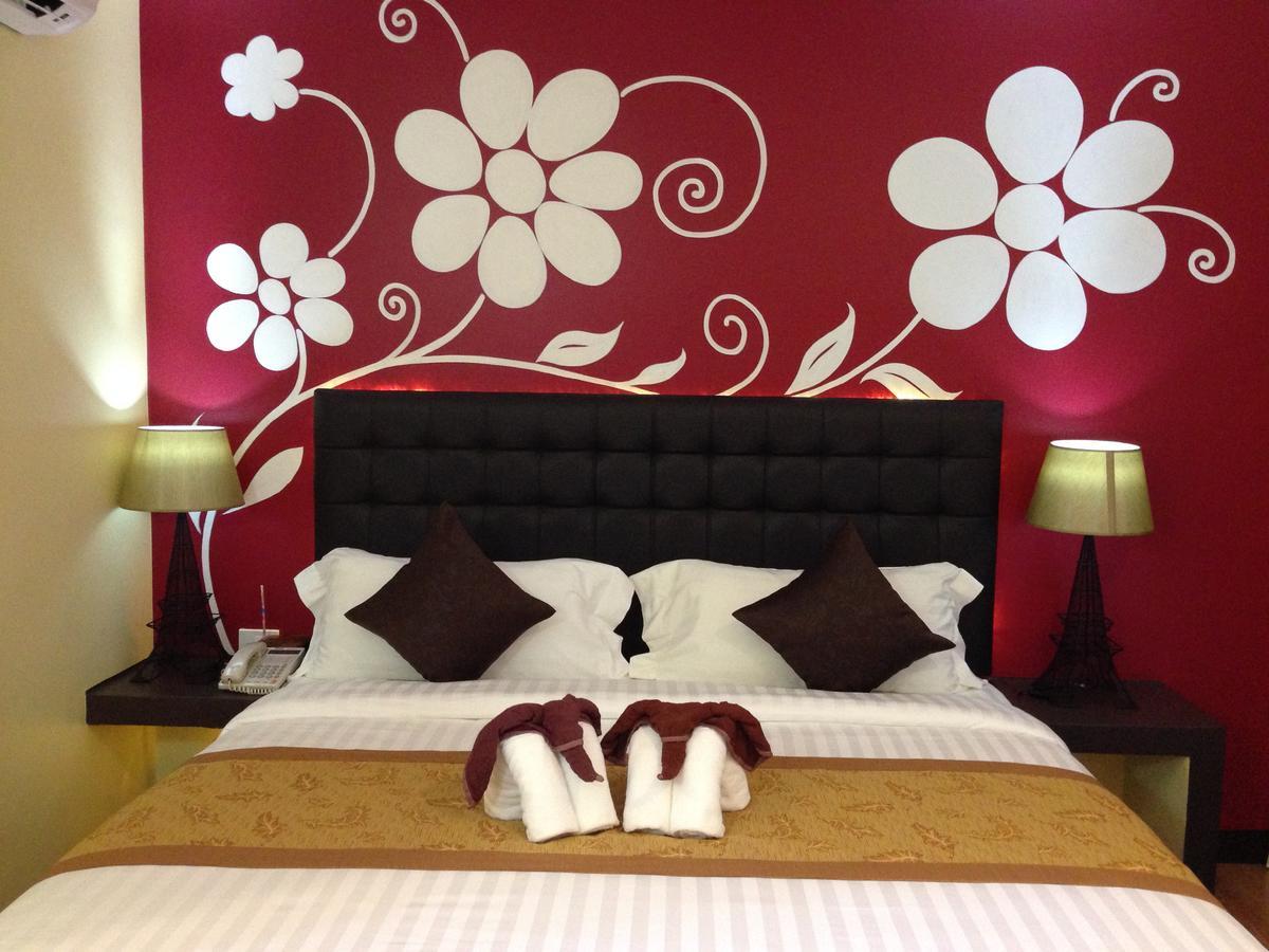 Heritage Tropical Resort 나콘시탐마랏 외부 사진