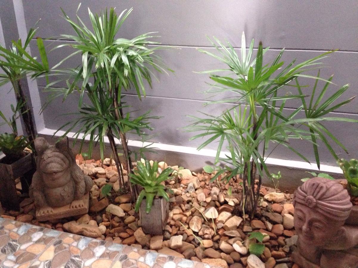 Heritage Tropical Resort 나콘시탐마랏 외부 사진