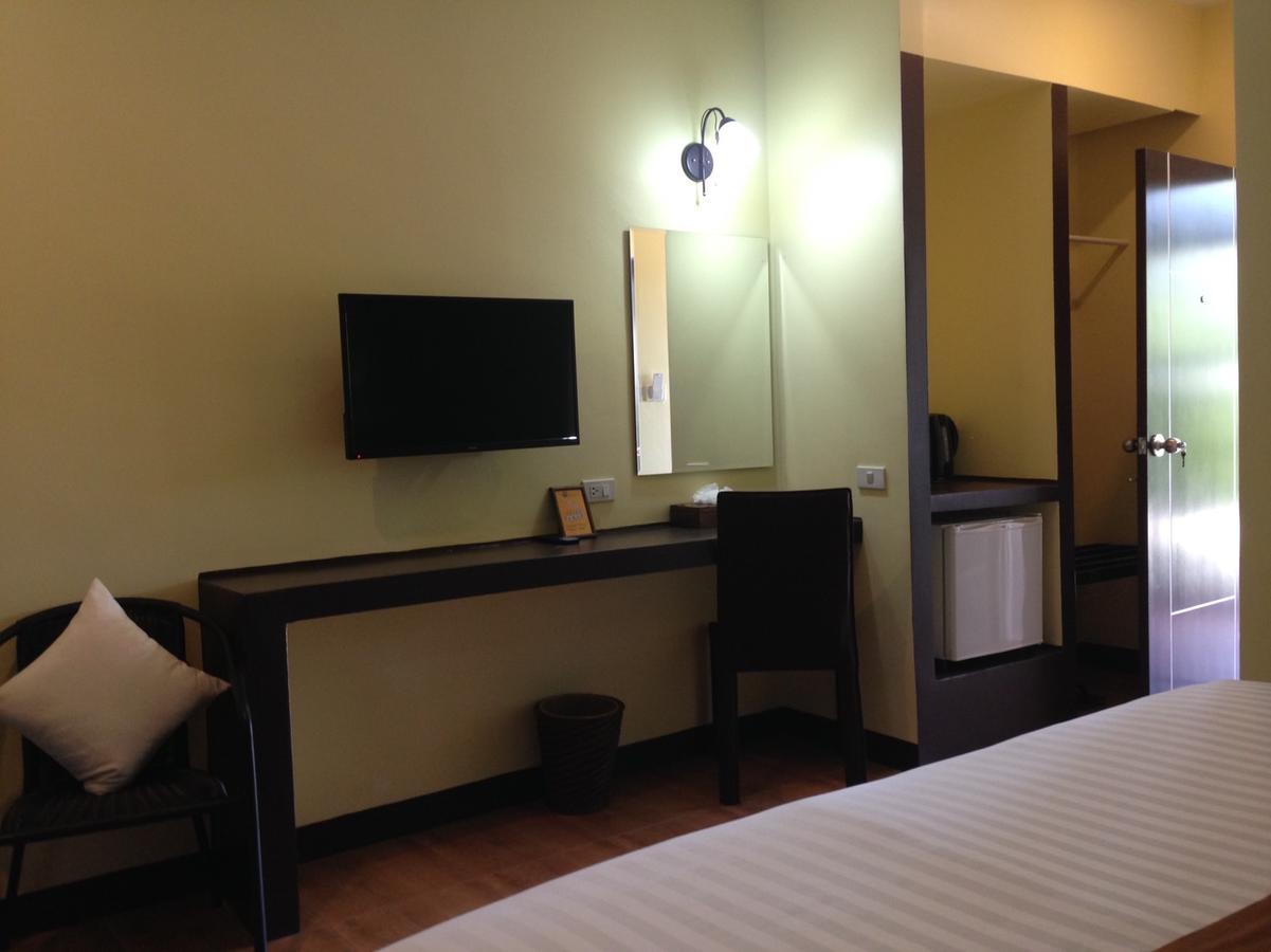 Heritage Tropical Resort 나콘시탐마랏 외부 사진